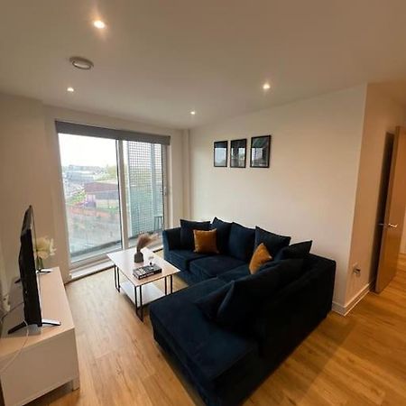 2 Bed Corner Apartment With Gym Manchester Ngoại thất bức ảnh
