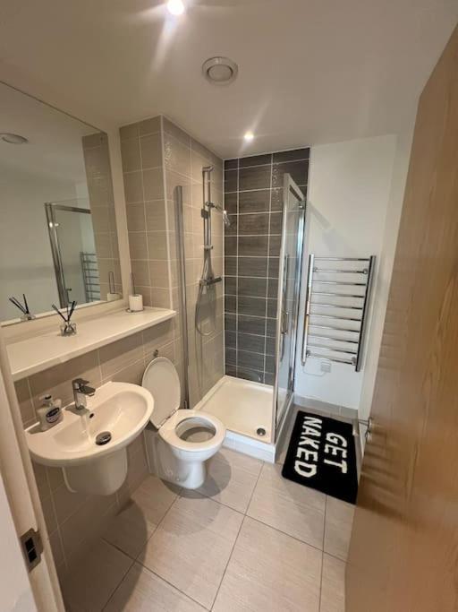 2 Bed Corner Apartment With Gym Manchester Ngoại thất bức ảnh